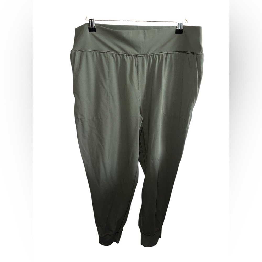 Soma High Waist Jogger in Olive 24/7 Max Coverage Knot Olive Green Grey Pants